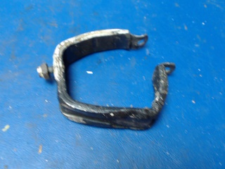 67277-00 Piper - CLAMP